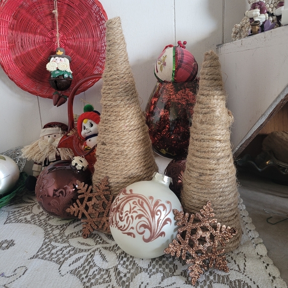 Christmas Tree Jute Twine Set of 2 - Picture 2 of 16